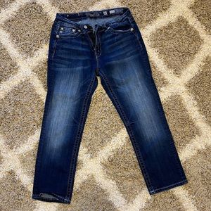 Miss Me Mid-Rise Curvy Crop